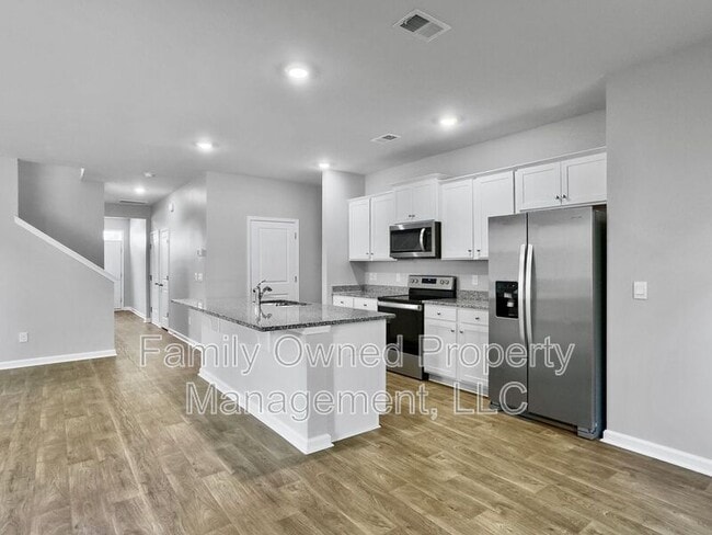 Building Photo - 422 Blue Elderberry Run