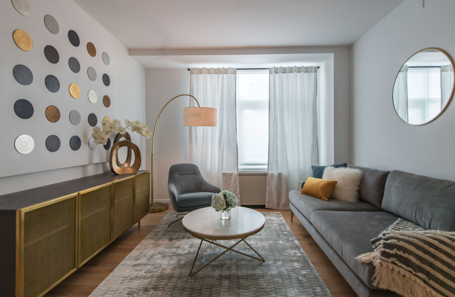 Interior Photo - The Vitagraph