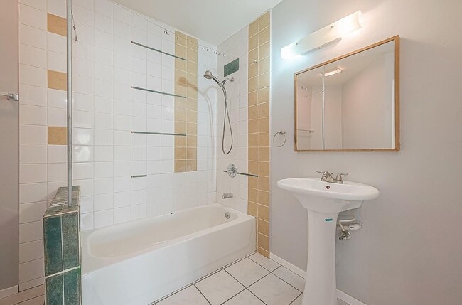 Building Photo - 4617 Talina Way
