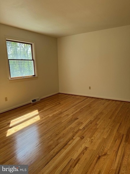 Building Photo - 6025 Honey Hollow Rd