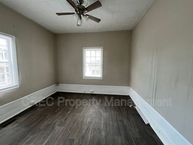 Building Photo - 3 Franklin St