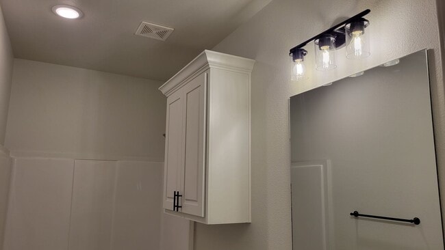 Building Photo - 7123 22nd Pl