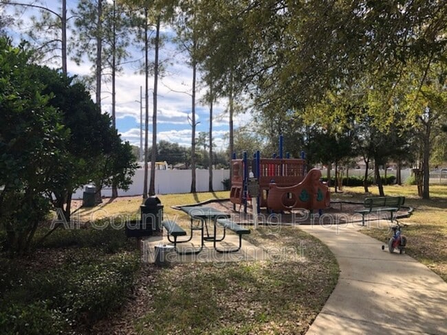 Building Photo - 870 Regatta Bay Dr