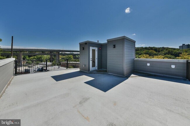 Building Photo - 3680 Indian Queen Ln