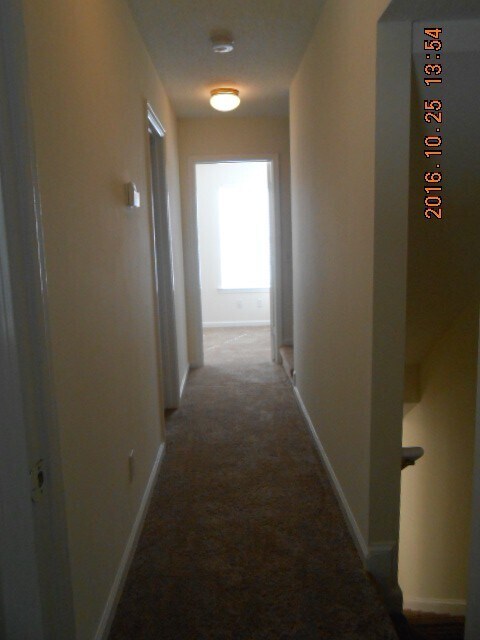 Building Photo - Three bedroom Town House in The Farm at Buckwalter