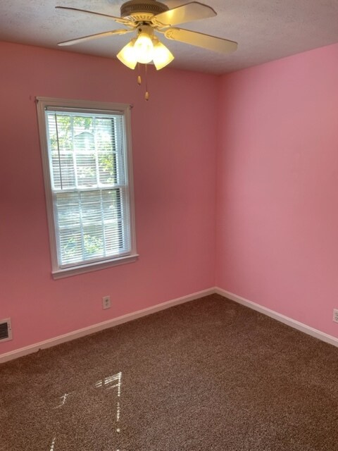 Building Photo - 9200 Loch Lea Ln