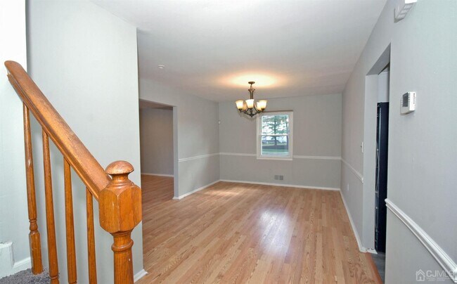 Building Photo - 1 Orchid Ct