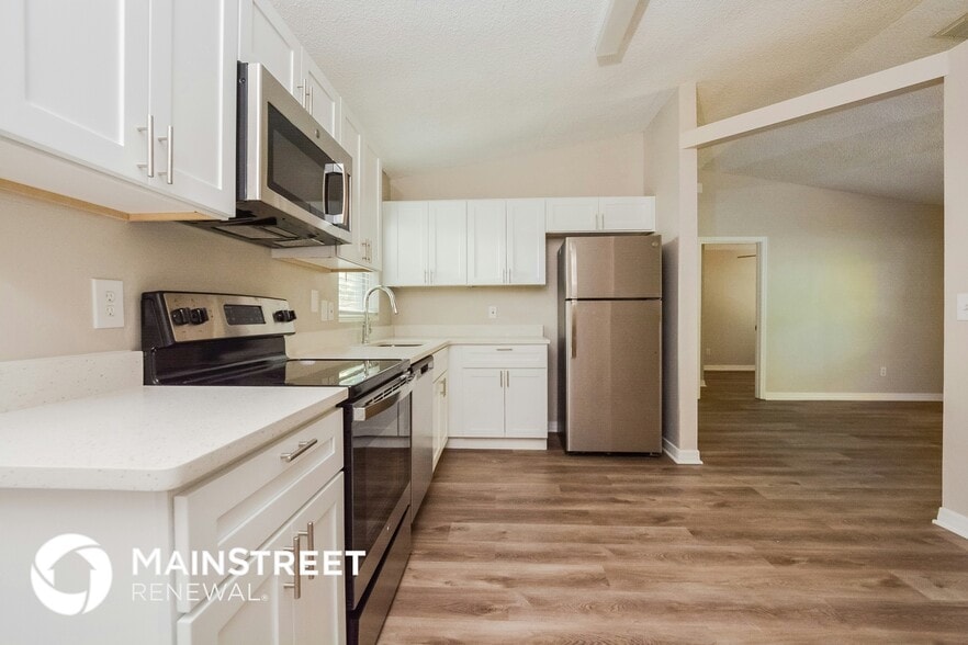 Building Photo - 910 Kentucky Blvd