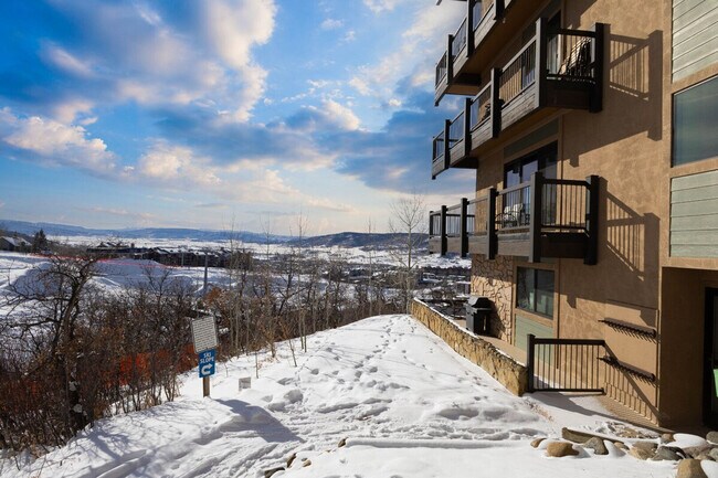 Building Photo - 2315 Storm Meadows Dr