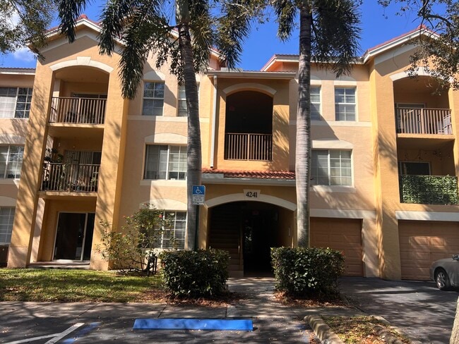 Building Photo - 4241 San Marino Blvd