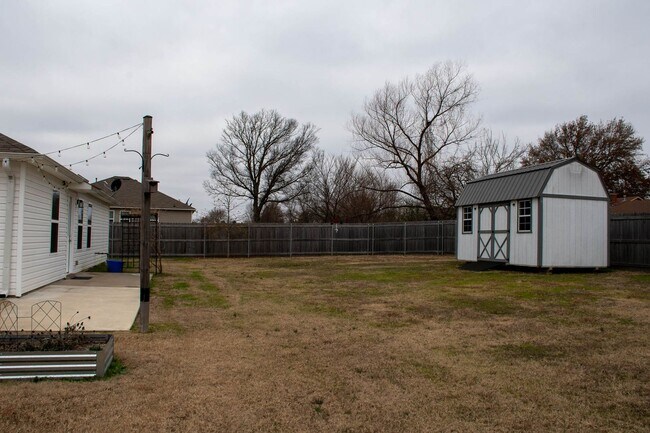 Building Photo - Charming 3-Bedroom, 2-Bath Home in Haskell!