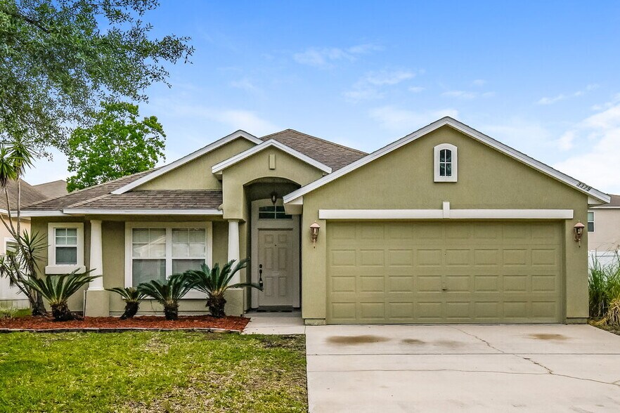 Primary Photo - 3379 Highland Mill Ln