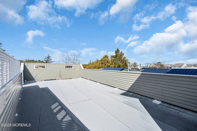 Building Photo - 101 Clearwater Dr