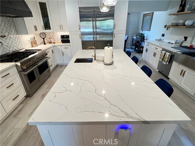 Building Photo - 2937 E Craig Dr