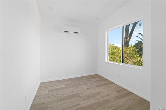 Building Photo - Brand new detached 4 bedroom 2 bath ADU