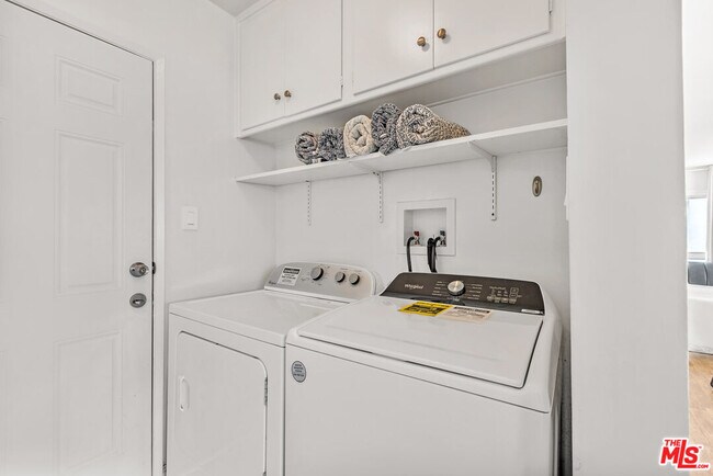 Building Photo - 15006 Burin Ave