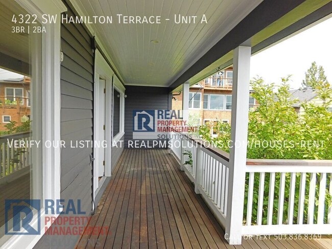 Building Photo - 4322 SW Hamilton Terrace