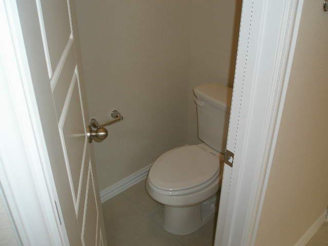 Building Photo - 270 Crooked Creek