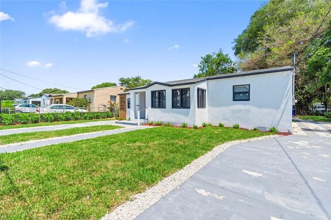 Building Photo - 1121 NW 57th St