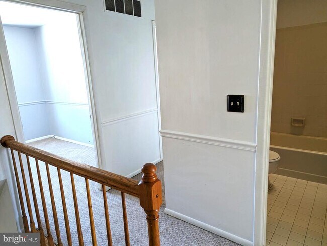 Building Photo - 22 Bryce Ct