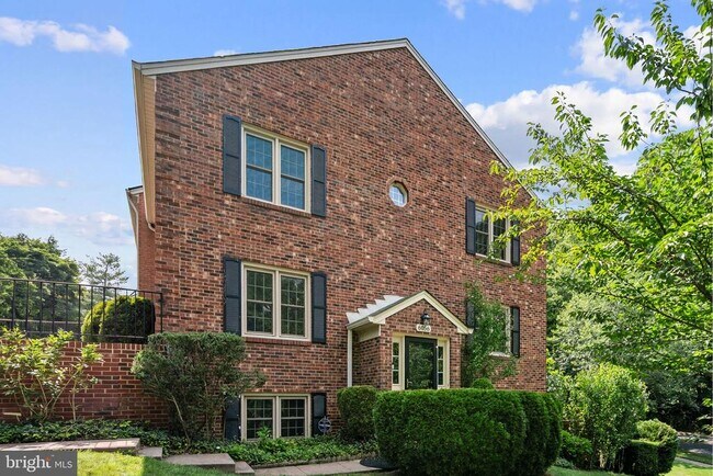 Building Photo - 6056 Morgan Ct