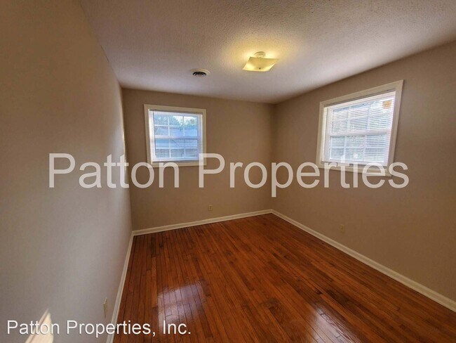 Building Photo - 3 br, 1.5 bath House - 413 Hickory Ridge D...