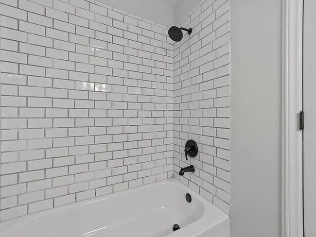 Building Photo - Earn Wealth While Leasing - Like a Homeowner - Lease to Own