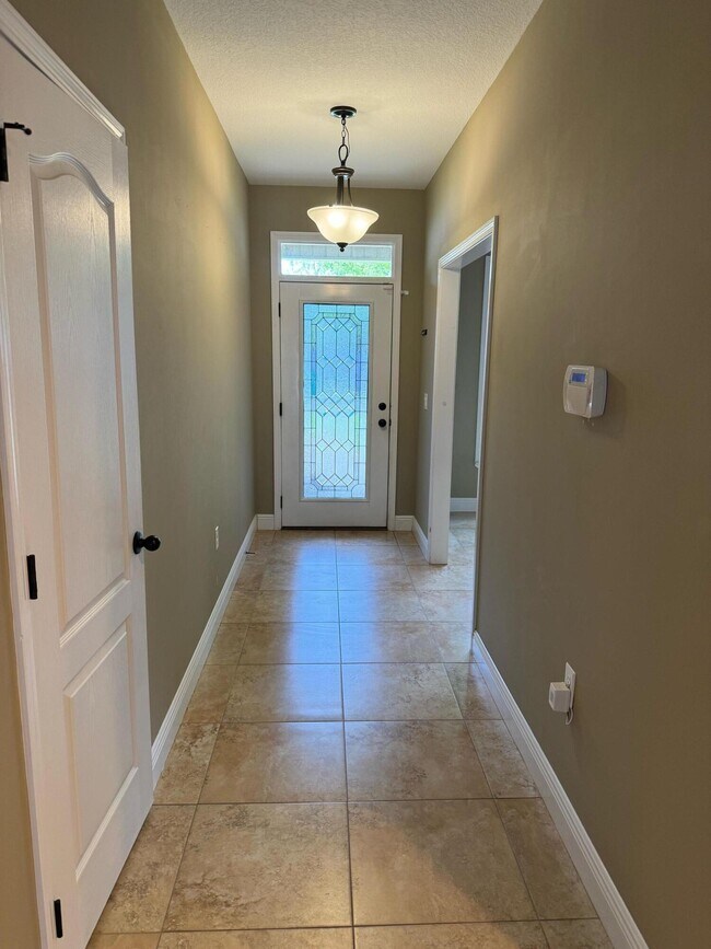 Building Photo - 41 Cactus Rd