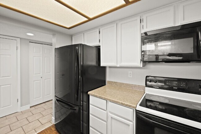 Building Photo - Rockrimmon Condo with Loft, Fireplace & Patio + Pool & Hot Tub