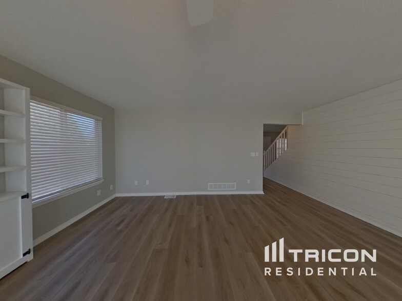 Building Photo - 9508 Waterbury Dr