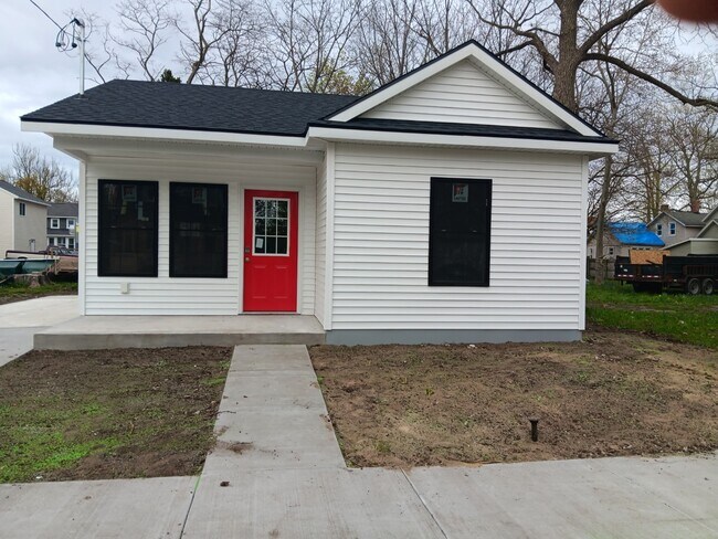 Primary Photo - 1278 Pine St