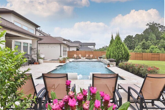 Building Photo - 13011 Mustang River Dr