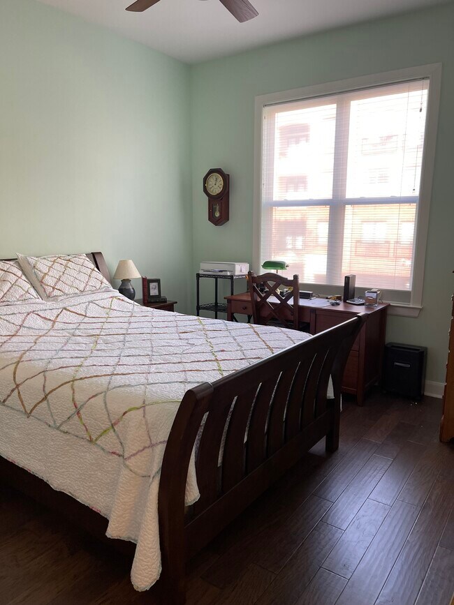 Secondary Bedroom - 300 St Joseph Pky
