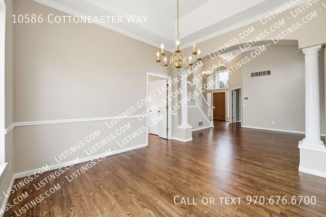 Building Photo - 10586 Cottoneaster Way