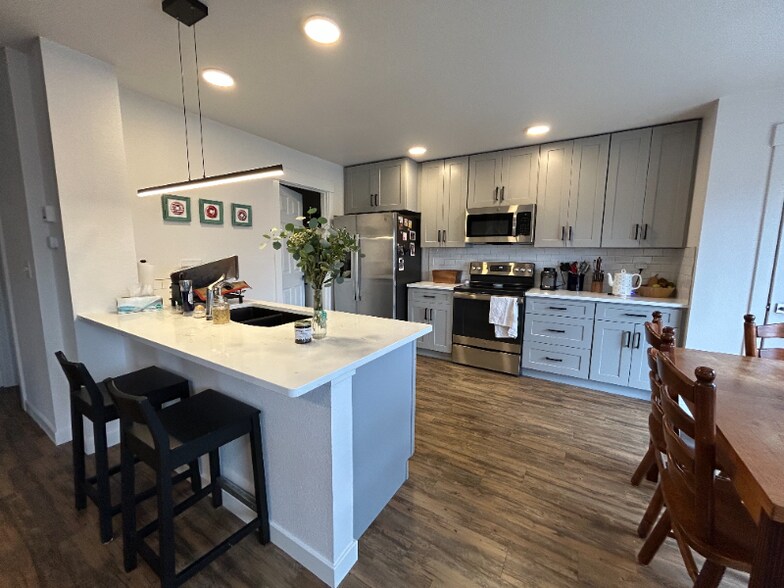 Primary Photo - 3757 Celtic Ln