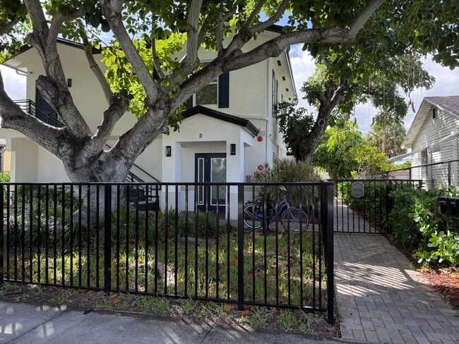 Primary Photo - 509 N H St