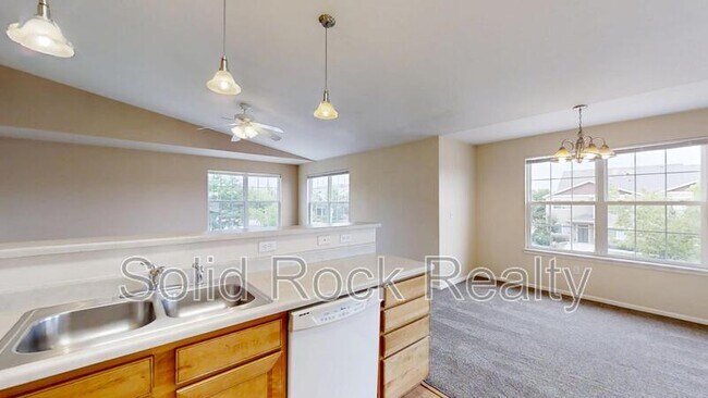 Building Photo - 1577 Monterey Rd