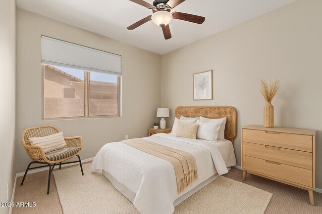 Building Photo - 2760 E Carla Vista Dr