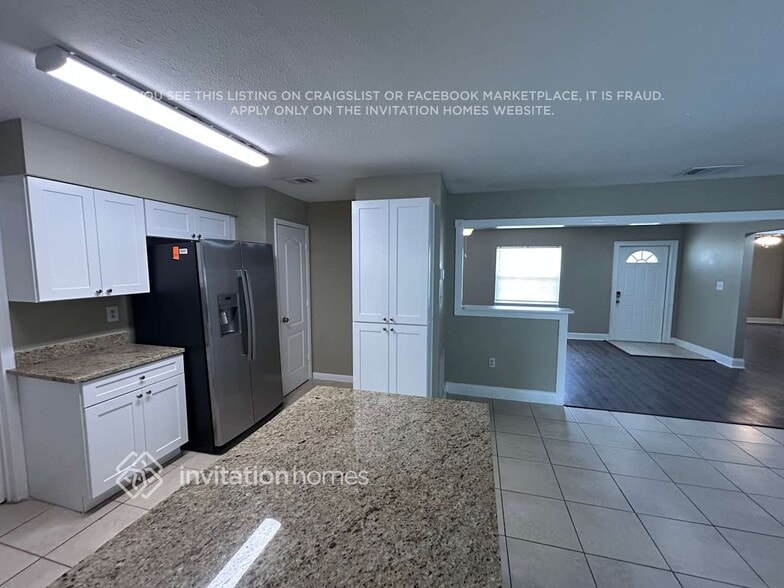 Building Photo - 205 S Kingsway Rd