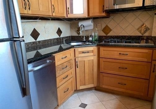 Building Photo - 6515 BOULEVARD