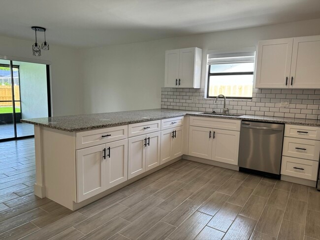 Building Photo - 158 Cordoba Cir