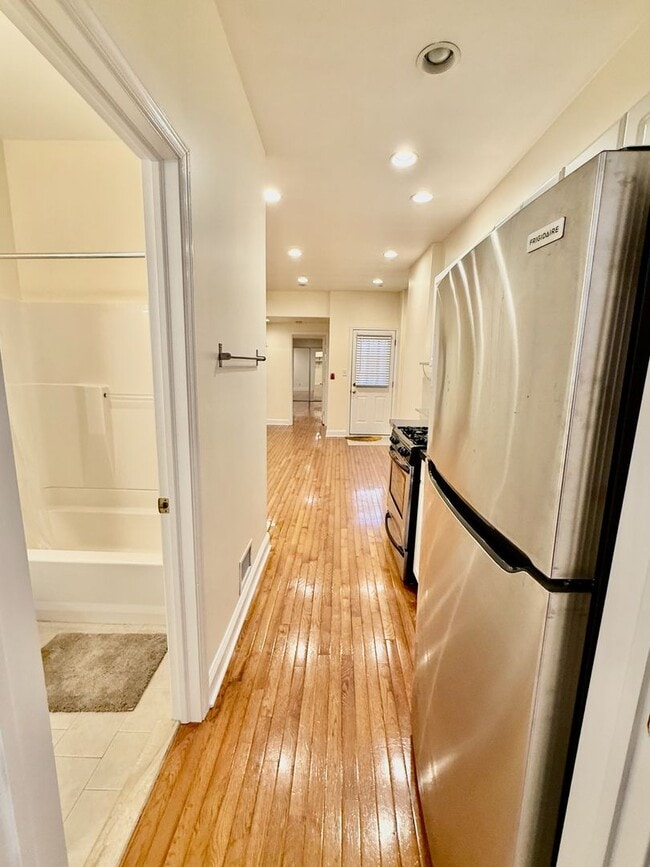 Building Photo - 2205 Fitzwater St