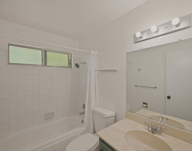 Building Photo - 25 Miwok Ct
