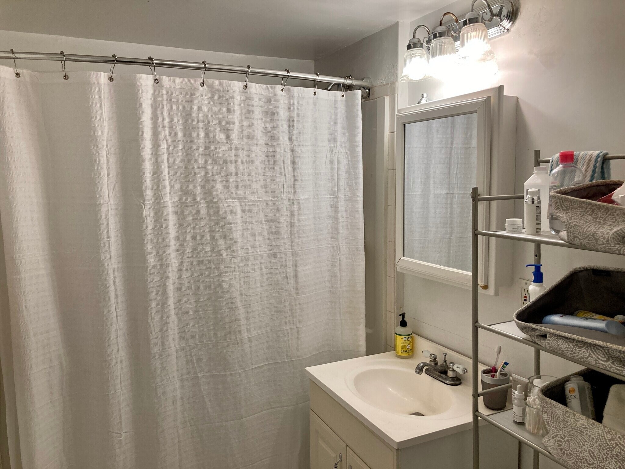 Building Photo - 56 Egmont St