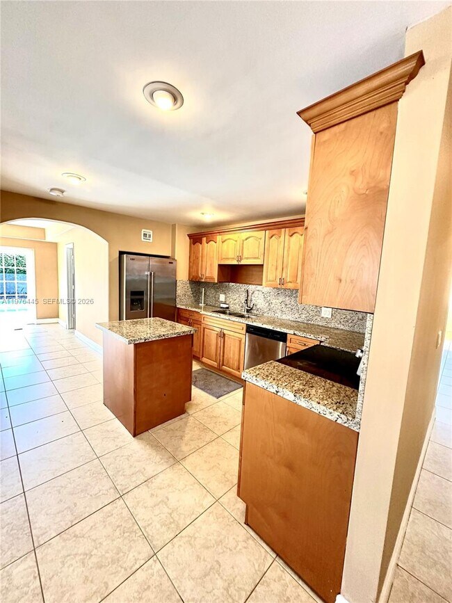 Building Photo - 3101 SW 67th Ave