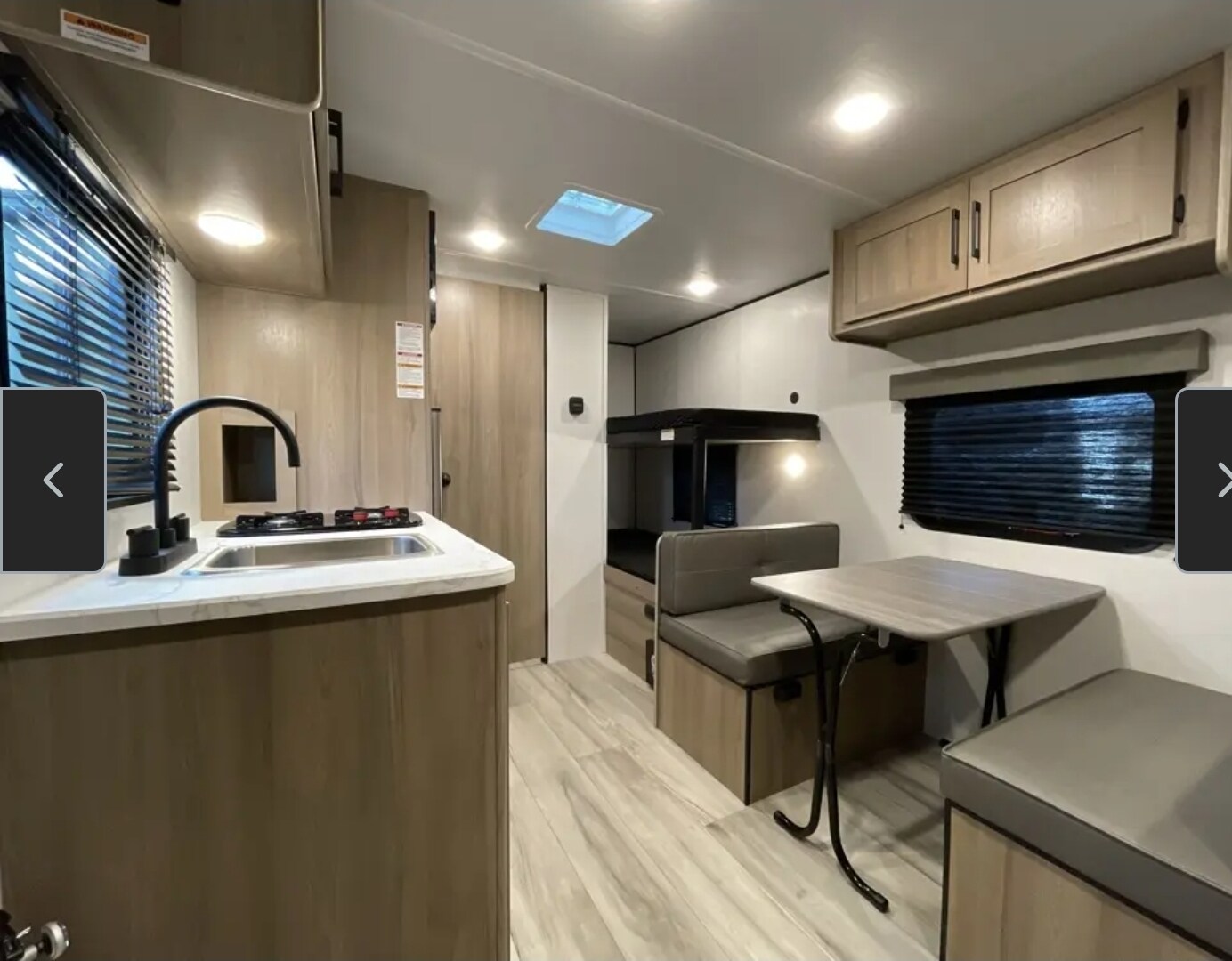 Building Photo - 532 Camino de Amor