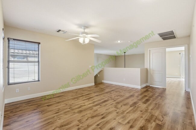 Building Photo - Charming 3-bed/2-bath Gilbert Home in Prime Location!