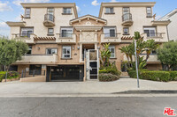 Building Photo - 11323 Huston St
