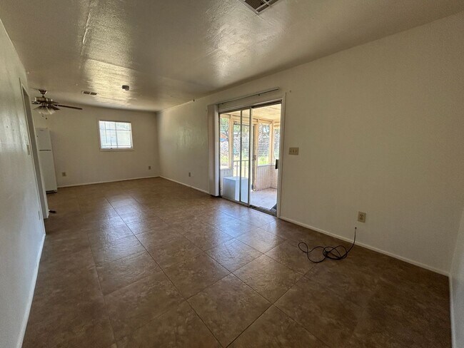 Building Photo - 920 1/2 S Wilson St, Tempe