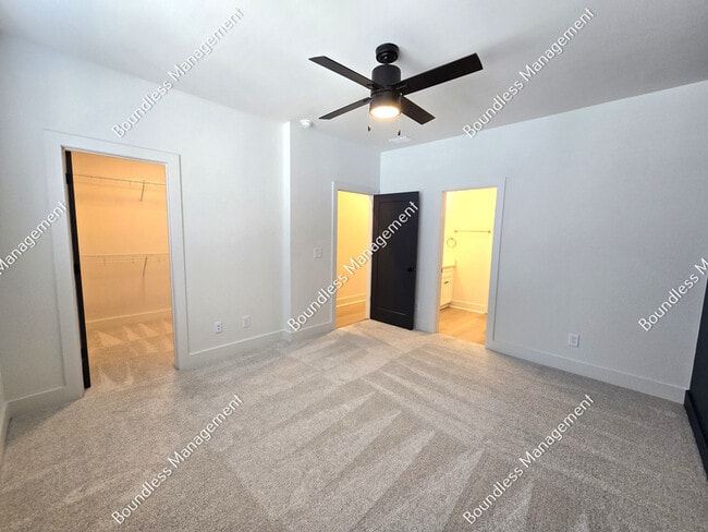 Building Photo - 340 Eugenia St SW